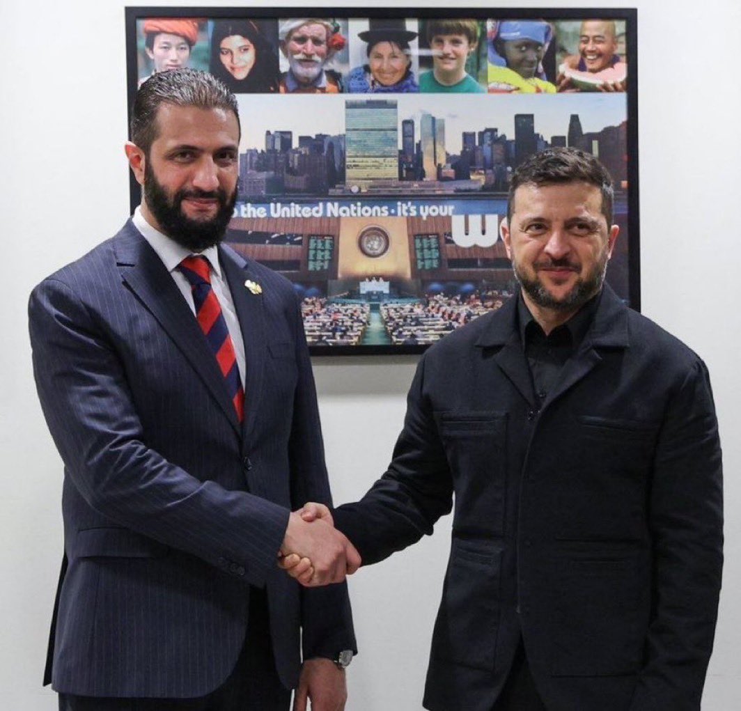 #Zelensky &amp; #Aljulani
"Qui se ressemble, s'assemble"