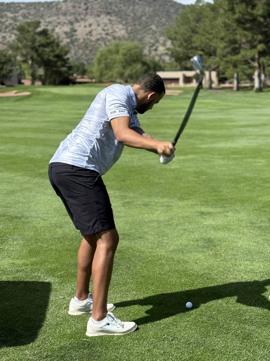 MarkMcMillian29's tweet photo. Golfing in Sedona AZ over the weekend with my son priceless. #Sedona #SedonaAZ https://t.co/Kt4FAfTIGO