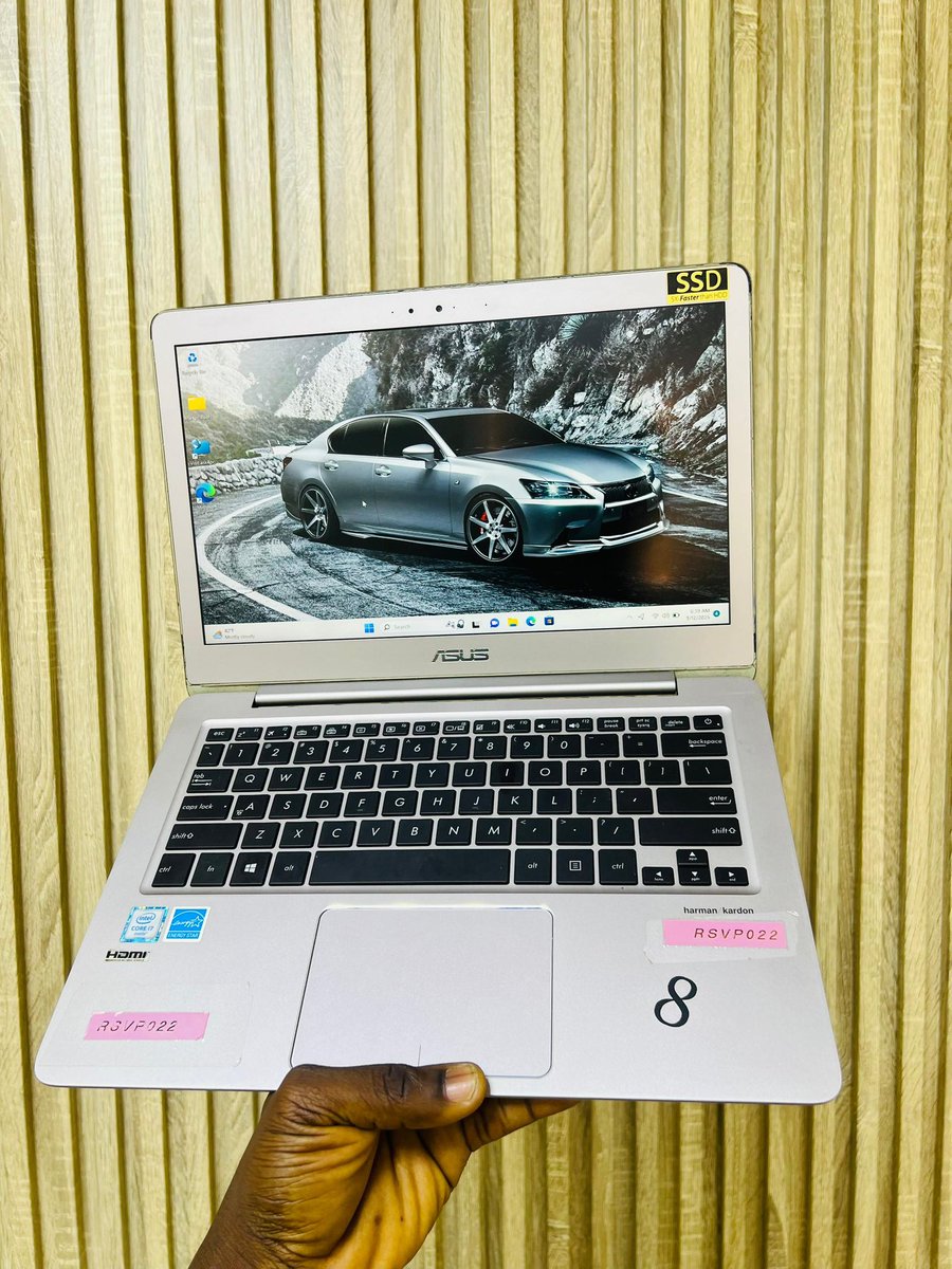 Muhammadkabeerr's tweet image. ➡️ASUS Republic of gamers 
➡️ Corei7 6gen
➡️256gb Ssd 
➡️8gb ram 
➡️Full HD
➡️Intel HD Graphics 
➡️Types C port 
➡️HDMI port 
➡️over 4hr battery 🔋 life 
➡️original factory charger 🔌 
➡️window 11pro
☎️ 08165302268
☎️07047666158