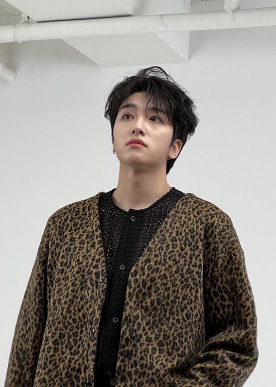 KpopMilitary's tweet photo. D-107 until Sebin gets discharged
🏠: 15. January 2026
🖼️: random
#JangSebin #Sebin #OMEGA_X #ForX #Poaegi
🙏🏼 Please consider donating for our admins hospital bills: https://t.co/oM5IxDFPHn https://t.co/E9YOaXNSUg