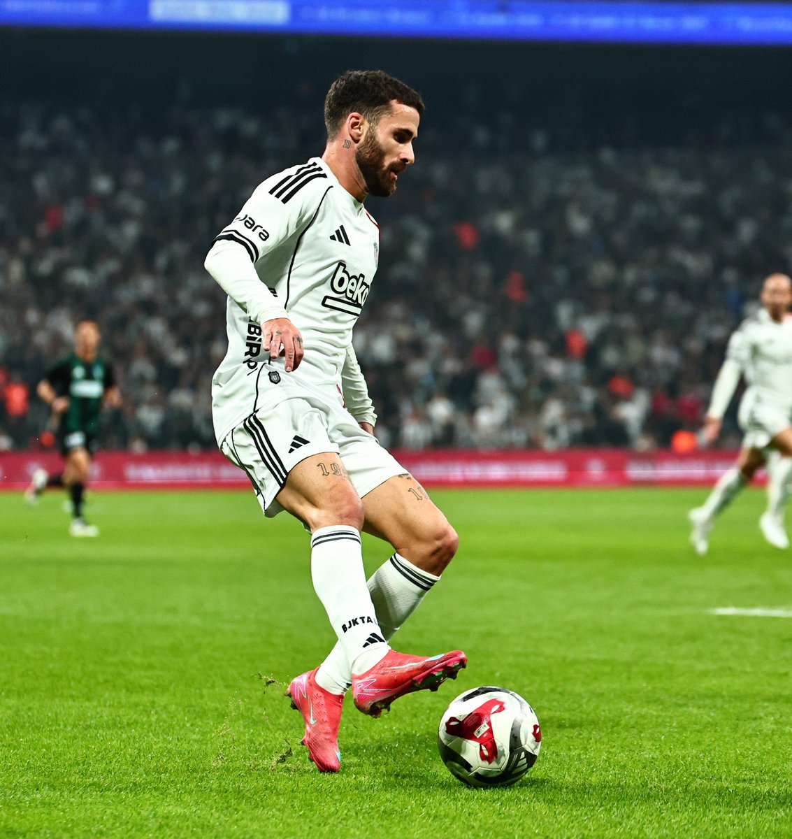 🗣️ Olcay Çakır: “Rafa Silva, muazzam… Soğukkanlı ve mücadeleci… Beşiktaş’ın en önemli transferlerinden biri…” #SporGecesi