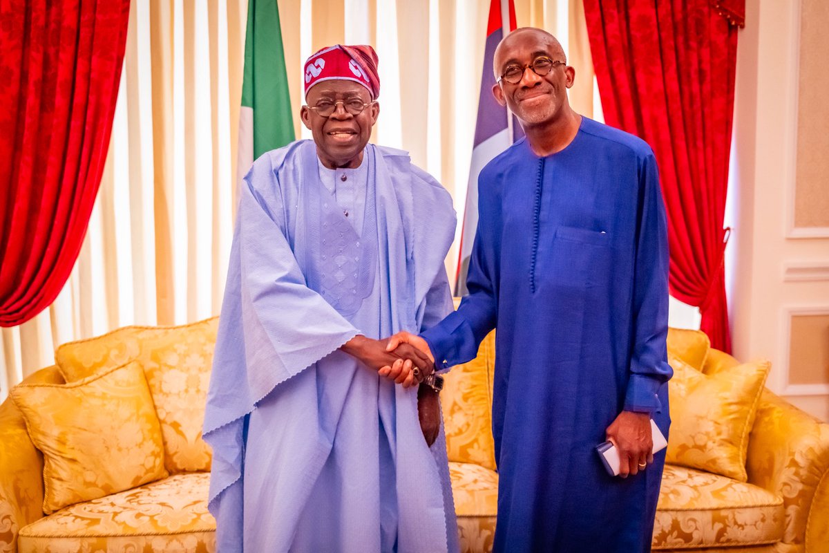 aonanuga1956's tweet photo. Executive Chairman of Federal Inland Revenue Service, Dr. Zacch Adedeji, Chief Executive Officer, Global Infrastructure Partners and Senior Managing Director Blackrock, Mr. Bayo Ogunlesi, President Bola Tinubu, former Managing Director/Chief Executive of UBA, Hakeem Bello-Osagie and Professor Afolabi Ogunlesi during an audience with President Tinubu at his Lagos residence on Monday, September 29, 2025