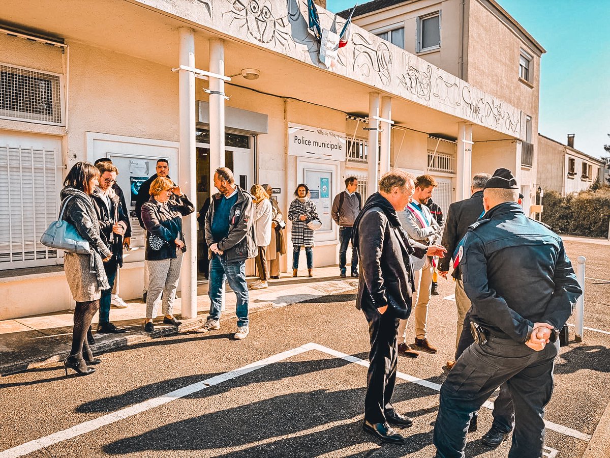 Jean-Baptiste Hamonic (@jbhamonic) on Twitter photo #Sécurité👮🏻♀️🖥️
🎥<a href="/Villepreux78/">Mairie de Villepreux</a> inaugure son Centre de supervision urbain (CSU) et le déploiement de 1️⃣9️⃣ nouvelles cameras pour un total de 4️⃣6️⃣.
Lecture de plaques, infrarouges et 360°.
🔜 À venir : la vidéoverbalisation🚦
11 types d’infractions pourront être sanctionnées. #Sécurité👮🏻♀️🖥️
🎥<a href="/Villepreux78/">Mairie de Villepreux</a> inaugure son Centre de supervision urbain (CSU) et le déploiement de 1️⃣9️⃣ nouvelles cameras pour un total de 4️⃣6️⃣.
Lecture de plaques, infrarouges et 360°.
🔜 À venir : la vidéoverbalisation🚦
11 types d’infractions pourront être sanctionnées.