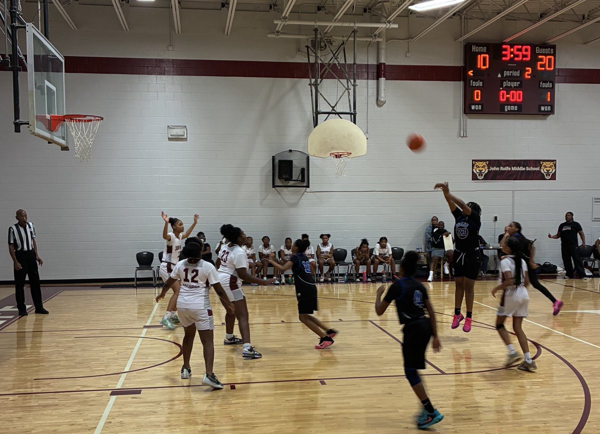 ElkoMiddle's tweet image. Fall sports are underway against @JohnRolfeMS! 

Let’s go Eagles! ⚽️ 🎾 🏀