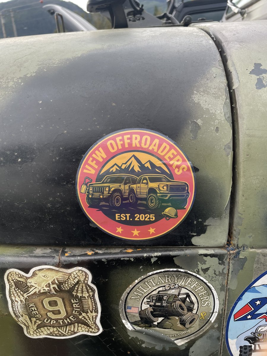 RickyAndrew's tweet photo. This weekend the chapter 2 VFW OffRoaders had their first run in Washington state . https://t.co/SsP1GTYrrH