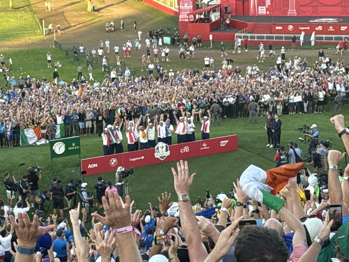 GregSIJardine's tweet photo. What a final day…… nervy and exciting at same time.

An amazing experience to witness an away European Ryder Cup victory 🇪🇺 https://t.co/RXdXnjEaJl