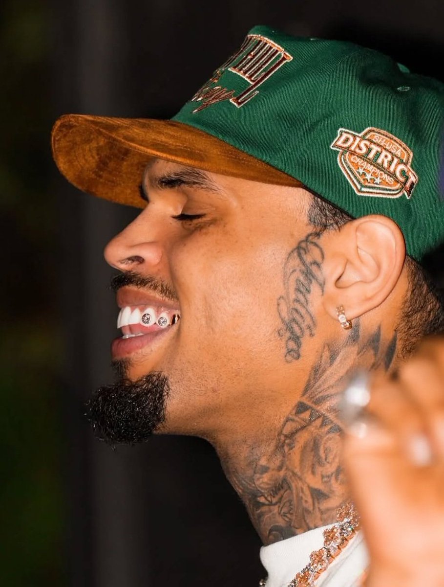 hwloiza's tweet image. 