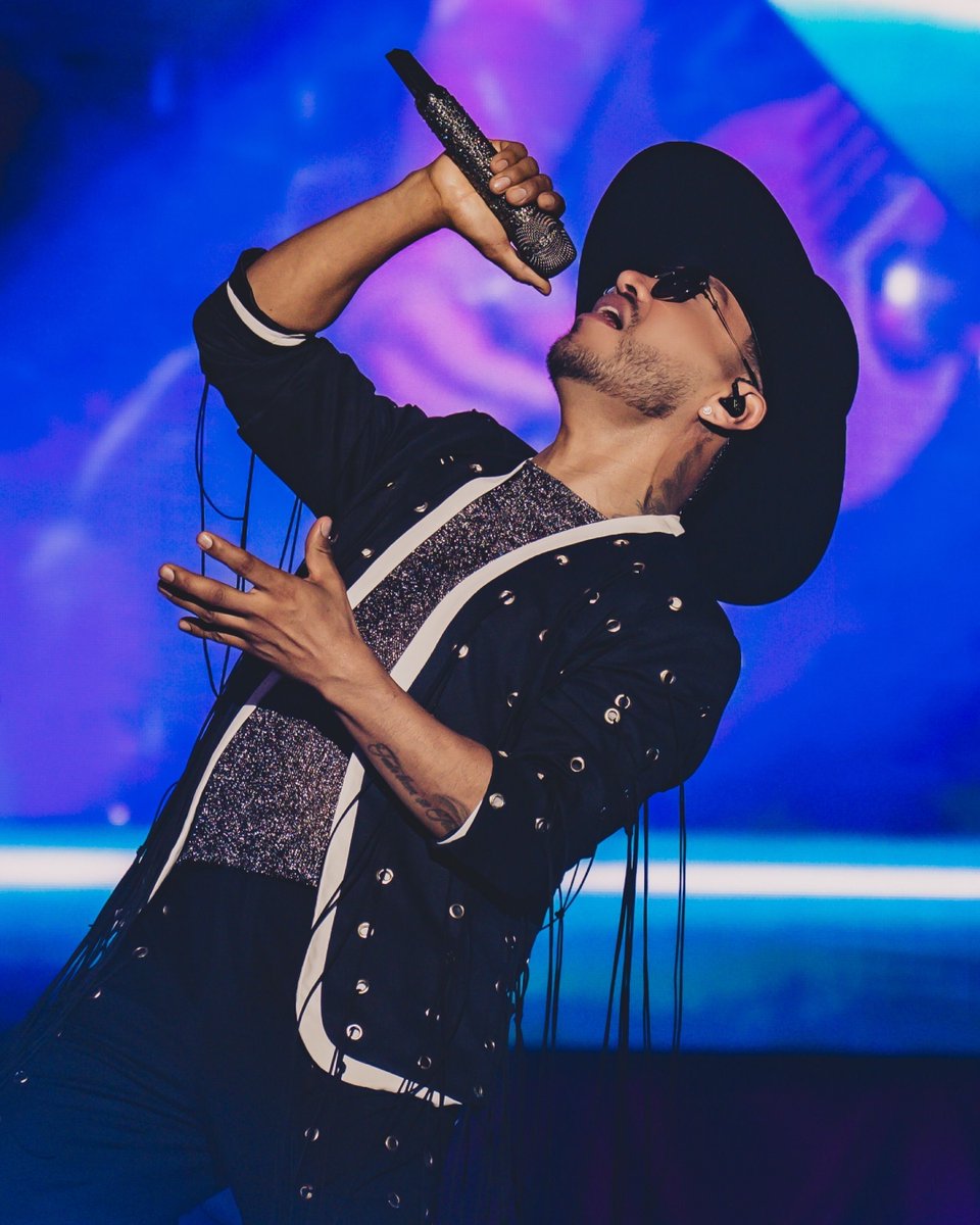 Medallo, un recuerdo para atesorar por siempre. 🇨🇴✨
Gracias por su entrega en cada canción, que fortuna cantar juntos por primera vez. ❤️‍🔥

📸: @winnyforeroc

#CamilaRegresaTour #CamilaEnMedellín