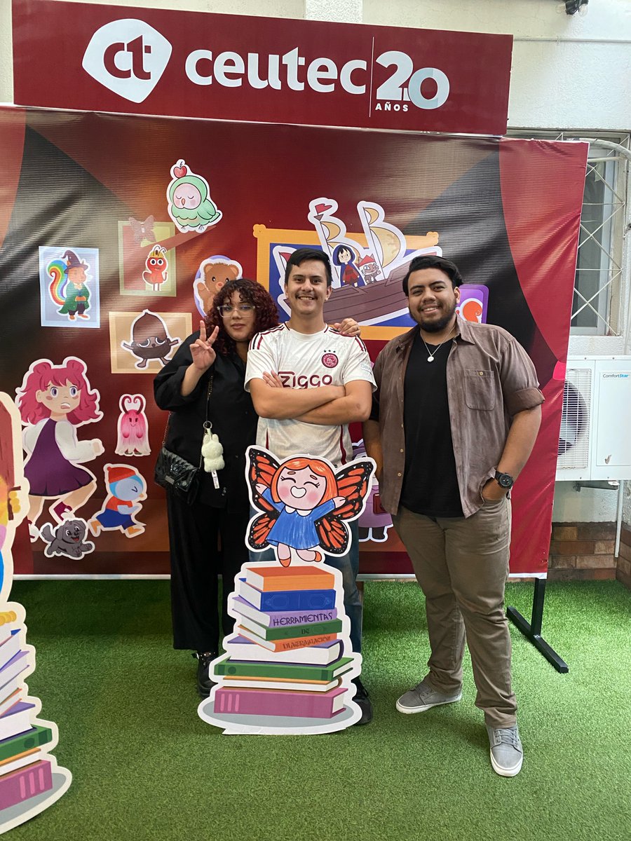 ✨🖌️ La ExpoCreativa en #CEUTECTGU llenó de imaginación y talento cada rincón. Un espacio mágico donde la creatividad brilló en cada detalle. 🪄 #ExpoCreativa #Diseño