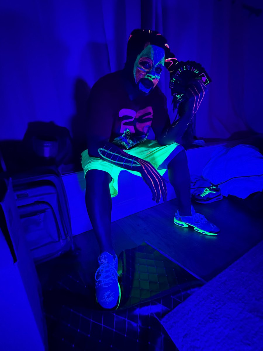 DukeGunz's tweet photo. In my own world https://t.co/ZJwPnWF5FO