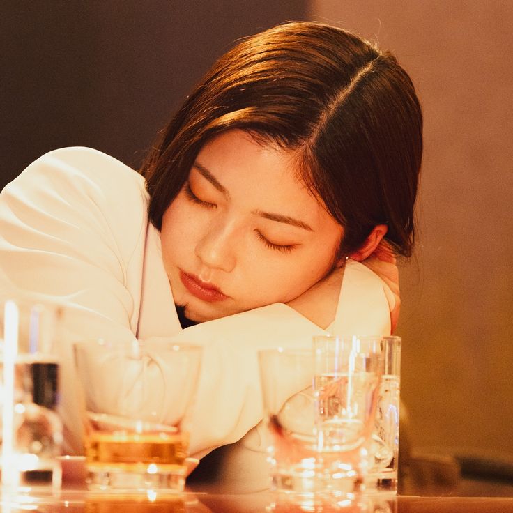 lovesickcrime's tweet photo. ᅠᅠᅠ
ᅠᅠᅠfell asleep after having a couple of drinks. Not the right time to drink──but still https://t.co/wq3wdZveOK