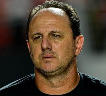 phcm_'s tweet photo. cordao do rogerio ceni insano https://t.co/0hSFTH7CMt