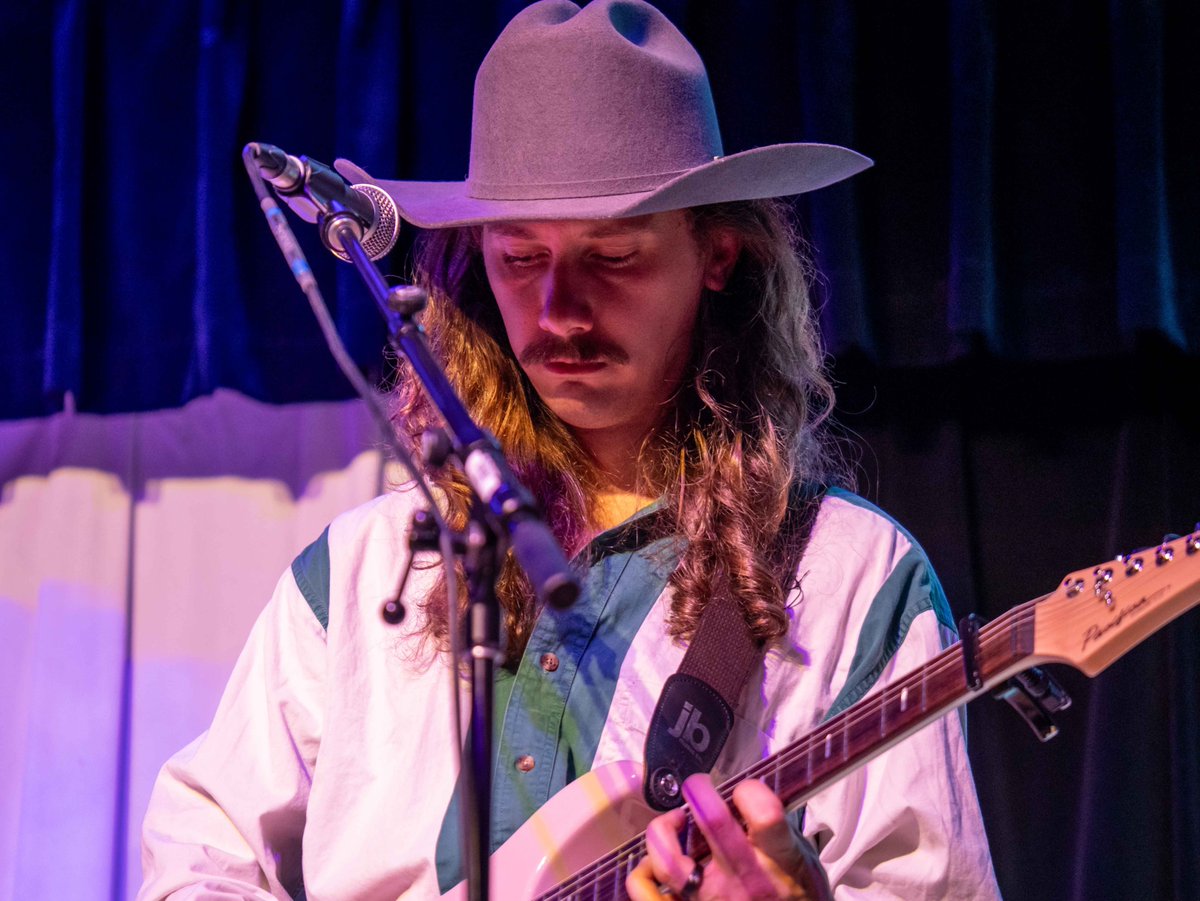 The new fall season got off to a great start on Saturday night at the <a href="/BowValleyMusic/">BowValley Music Club</a> club. Opening the show was the incomparable Don Amero - <a href="/donaldamero/">Don Amero</a> - with Sheena Rattai and Larry Abrams. A terrific set with lots of variety and audience engagement!