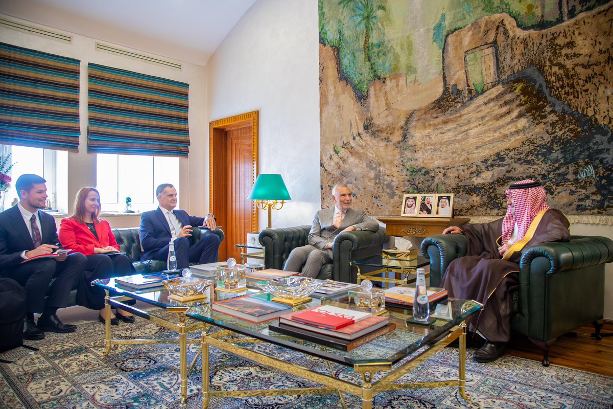 KSAmofaEN's tweet photo. #Riyadh | Vice Minister of Foreign Affairs H.E. @W_Elkhereiji received @SanninoEU, Director-General for the Middle East, North Africa, and the Gulf at @EU_Commission. 🇸🇦🇪🇺 https://t.co/e0jR7vLoJS