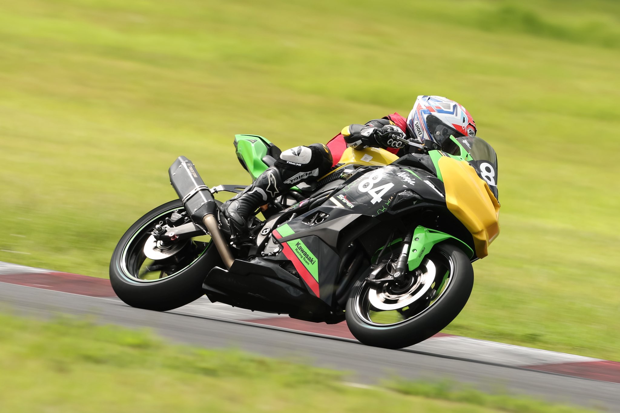 カクレモモジリ 23- ZX-25R Full Exhaust CROSS SHORT ZERO 発売 – モリワキ