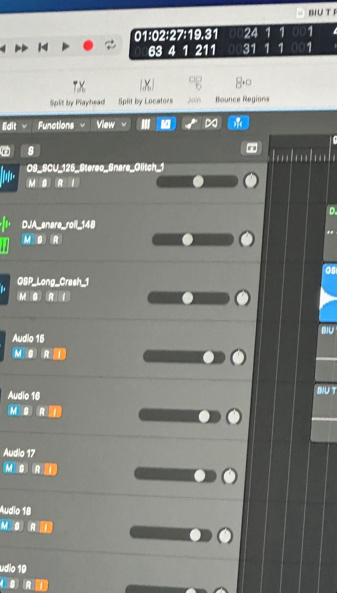 Build_FamilyFC's tweet photo. IGs update [30092025] 🎶

#BuildJakapan @JakeB4rever 
#Beyourluve https://t.co/xRR2OhBekp