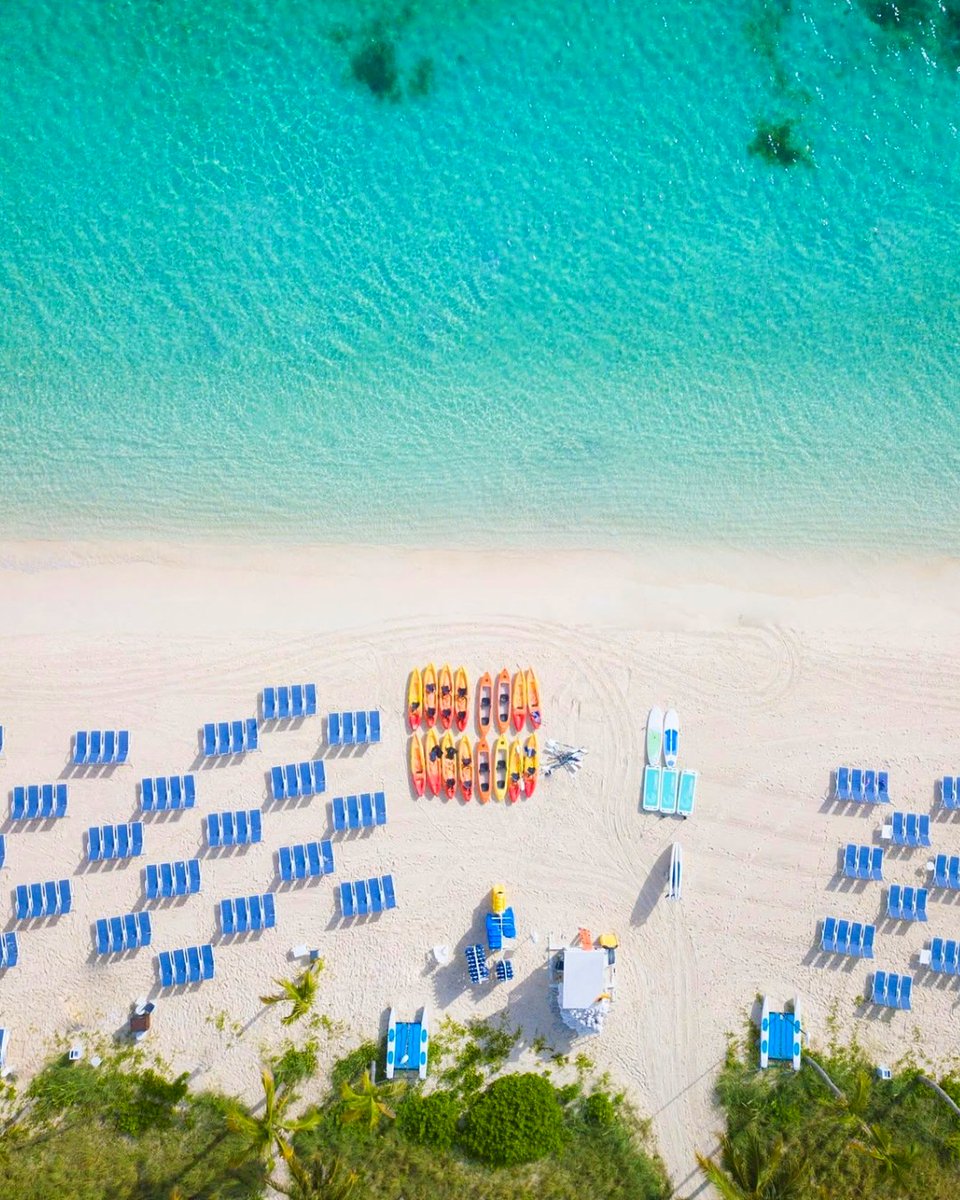 The Bahamas called, and it wants you at <a href="/SLSBahaMar/">SLS Baha Mar</a>. This isn't just a hotel; it's a whole vibe. 💓 

Save 25% on your SLS Baha Mar stay. Offer ends soon: bit.ly/421esOc 

📷 IG: rose.dreamdestinations