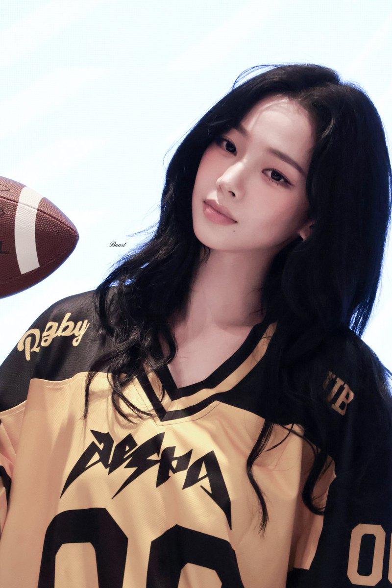 Baart_karina's tweet image. 250928

#KARINA #카리나 #aespa #에스파