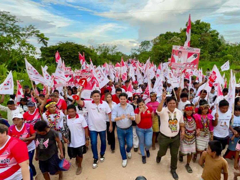 jchavezchiong's tweet photo. Postales de nuestra visita al distrito de Balsapuerto en Alto Amazonas, Loreto. Arrancamos el camino para el triunfo electoral del año 2026, y tenía que ser desde el corazón de la amazonia.
Adelante @AccionPopular 

“Los últimos serán los primeros”

@AccionPopularOk https://t.co/ijYXmfbnvu
