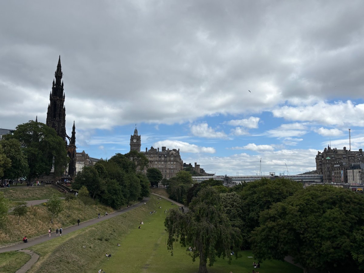 …foreshadowing twilight..