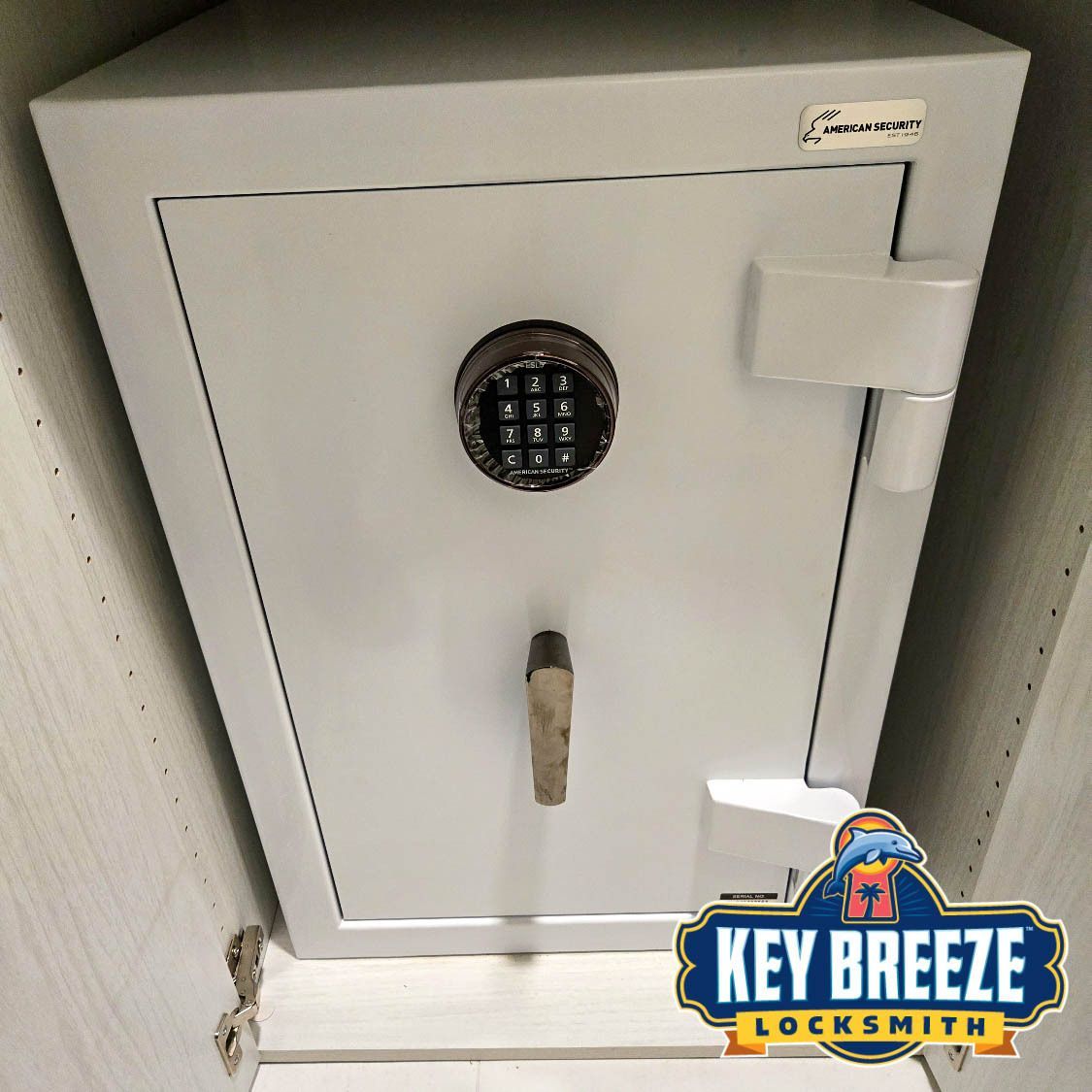ALocksmithSWFL's tweet photo. 🌴✨ Another week, another wave of incredible safe installations! Our Key Breeze crew set sail on five beautiful projects:

💎 A custom luxury watch winder safe built to pamper every timepiece
💊 A high-tech pharmaceutical safe with advanced security features
🔒 A lineup of sleek gun and jewelry safes—stylish, secure, and ready for anything

From luxury to everyday peace of mind, we’re here to keep Naples living easy-breezy. 🐬☀️

Which safe would you love in your home?

#KeyBreezeLocksmith #NaplesSafes #LuxurySecurity #EasyBreezySecure