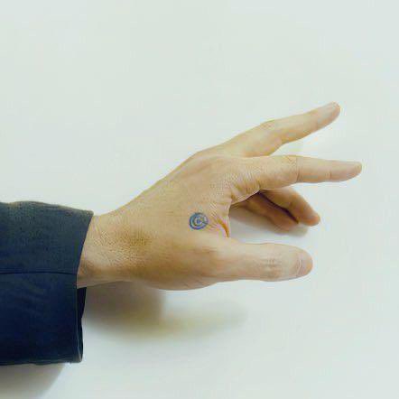 handspascal's tweet image. 