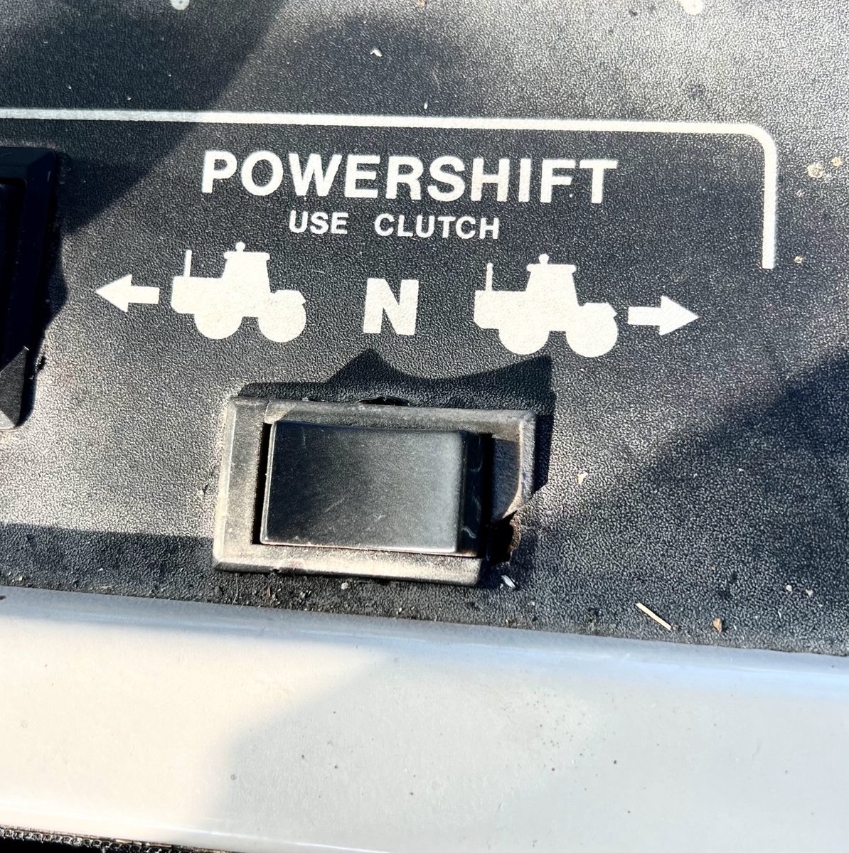 Looking for this toggle switch for a versatile 846. Dead thru versatile, anyone have one in the weeds they’re parting out?