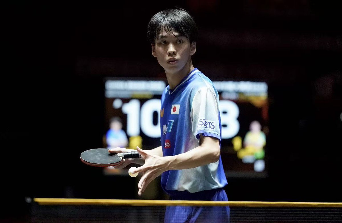 CGTNSportsScene's tweet photo. 👏A dream debut in China🇨🇳
🇯🇵🏓Kazuki Hamada clinched his first-ever #WTTSmash main draw victory.
✅Def. Vitor Ishiy🇧🇷 3-1 (10-12, 11-6, 11-1, 11-8).
🗣️"I'm thrilled, and can't help but wonder if this could be the tournament that changes my life."
#ChinaSmash #濵田一輝 https://t.co/kGpNNjQixb