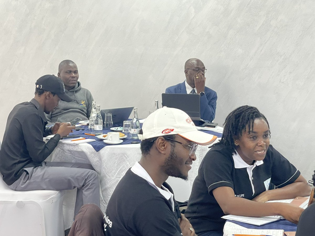 KeWruas's tweet photo. With our partners &amp; stakeholders, we hosted the 2nd meeting of FBOs &amp; CSOs in the water &amp; climate justice space, driven by one truth: We are stronger when We act together

This is the moment to invest in a bold, faith-rooted, people-powered movement for water &amp; climate justice https://t.co/kUKFEQzLRM