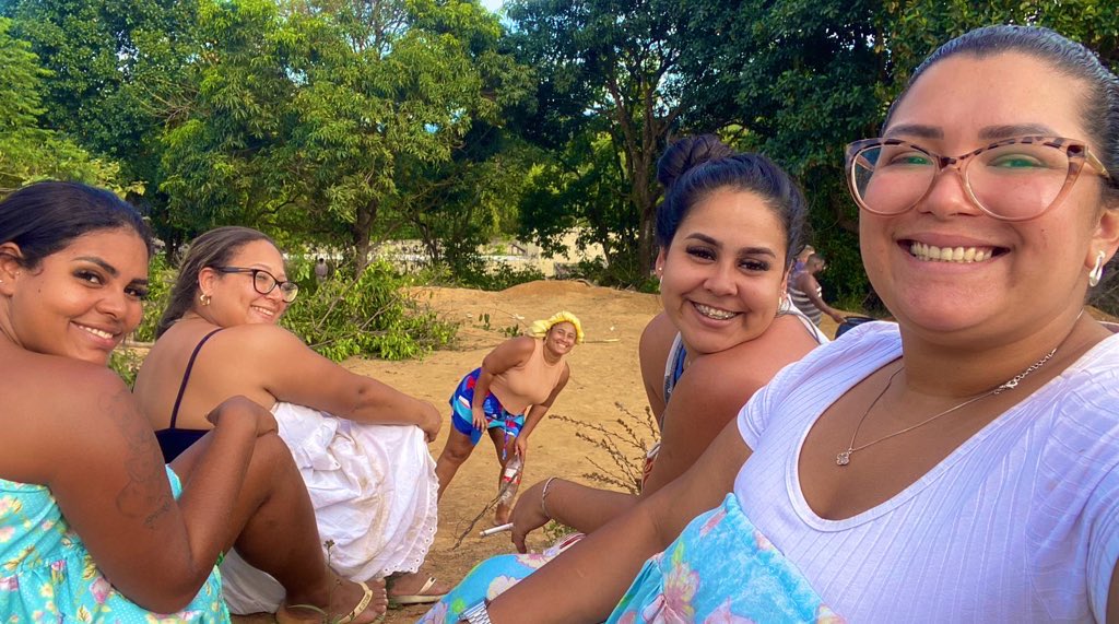 omilaree's tweet photo. Em solo sagrado 🕊️ https://t.co/E83tlfNhfq