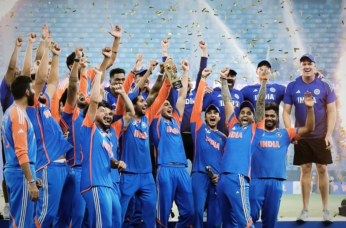 Shubmangalaxy77's tweet photo. ""𝑾𝒆 𝑨𝒓𝒆 𝑪𝒉𝒂𝒎𝒑𝒊𝒐𝒏𝒔🥂
""𝑪𝒐𝒏𝒈𝒓𝒂𝒕𝒖𝒍𝒂𝒕𝒊𝒐𝒏𝒔🇮🇳
▪︎
@shubmangill
#ShubmanGill #indvspak2025
#AsiaCup2025 #AsiaCupT20 #AbhishekSharma #INDvsPAK
#AsiaCup #fypシ #INDvPAK #Muslim #viratkohli #tilakvarma #indvspakfinal https://t.co/a07DH0iUQz