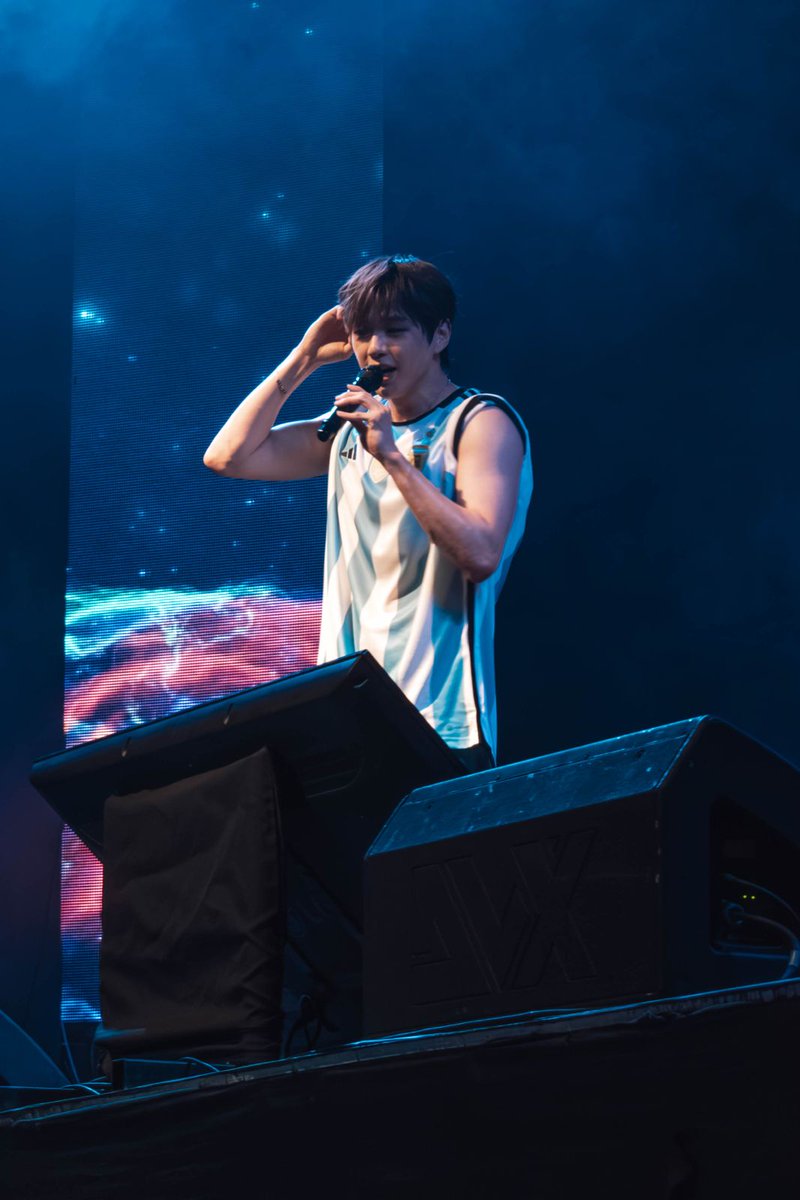 khiphop_ARG's tweet photo. https://t.co/HMED4GKsG8