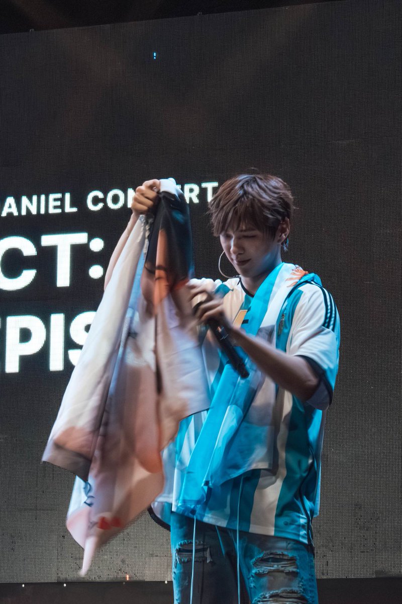 khiphop_ARG's tweet photo. https://t.co/BXR9AGaQYD