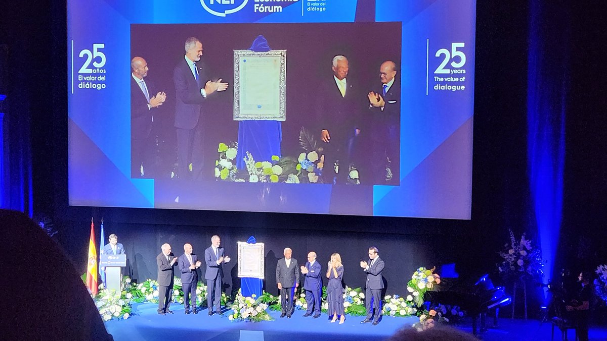 Esta mañana he tenido el honor de estar en la entrega del premio Forum Europa 2025 al Éxito Sr Antonio Costa (Presidente del consejo Europeo)de manos de S.M El Rey Felipe VI
