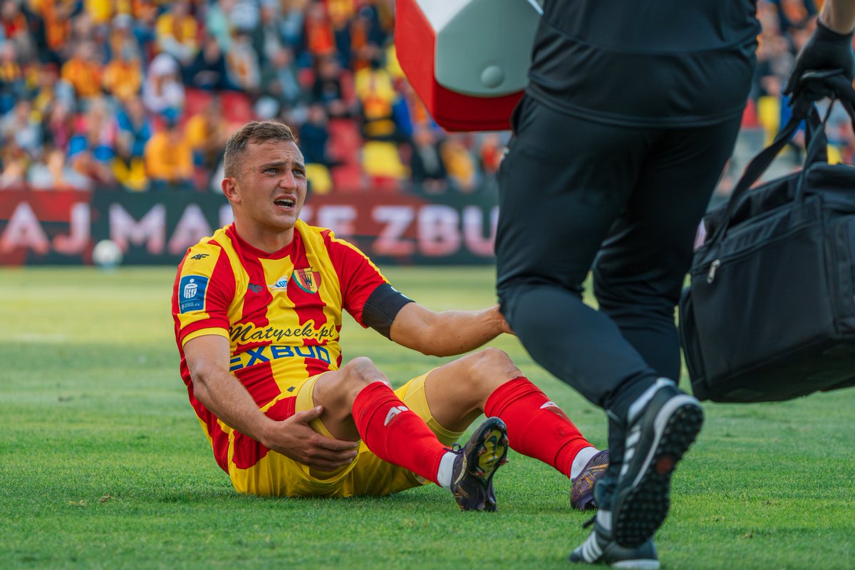 bezVaru's tweet photo. 8-10 tygodni przerwy... W takim momencie i w takim gazichu... Wielka szkoda... https://t.co/RU16jINQva