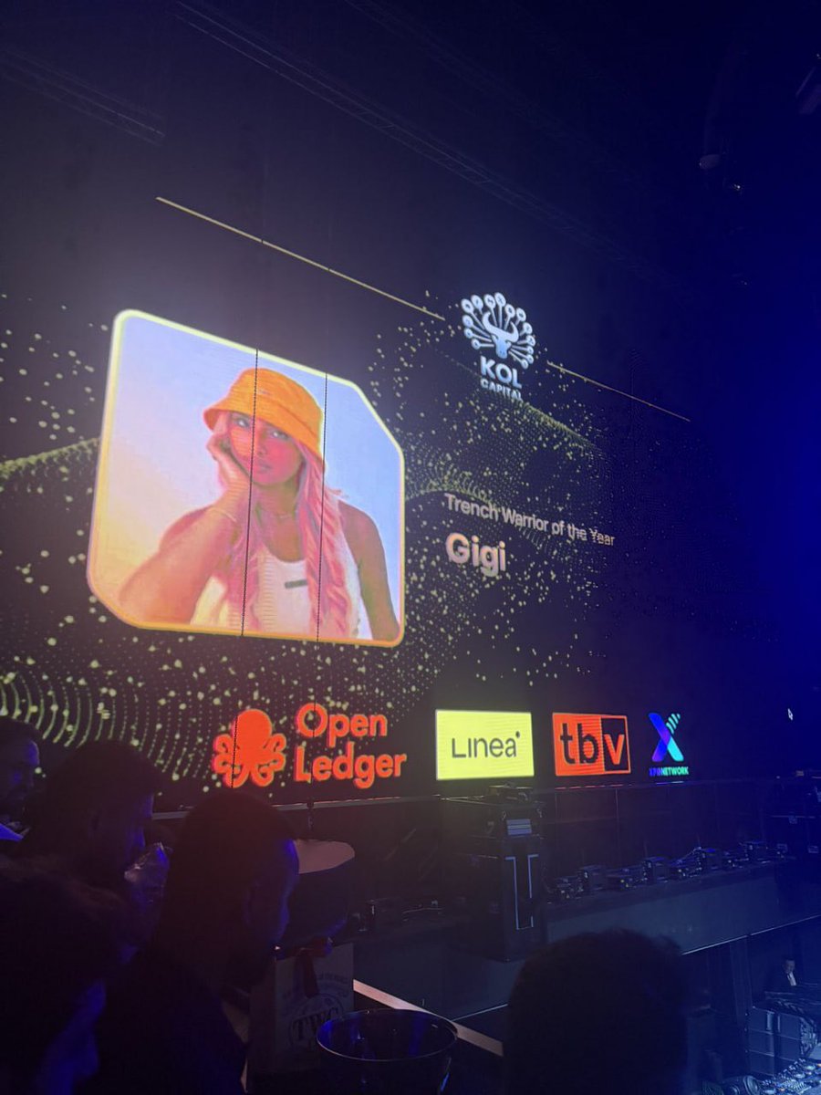 GM

TRENCH WARRIOR OF THE YEAR AWARD

TIME TO BRING 100XS BACK 🫡