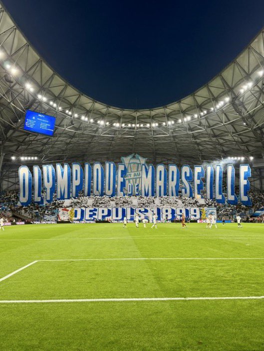 Embou_13 tweet media