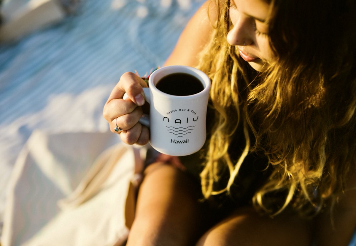 WaikikiBeachWlk's tweet image. Coffee first, then beach 🏖️☕️ Grab your National Coffee Day pick-me-up at @naluhealthbar today!

#WaikikiBeachWalk #NationalCoffeeDay #NaluHealthBar