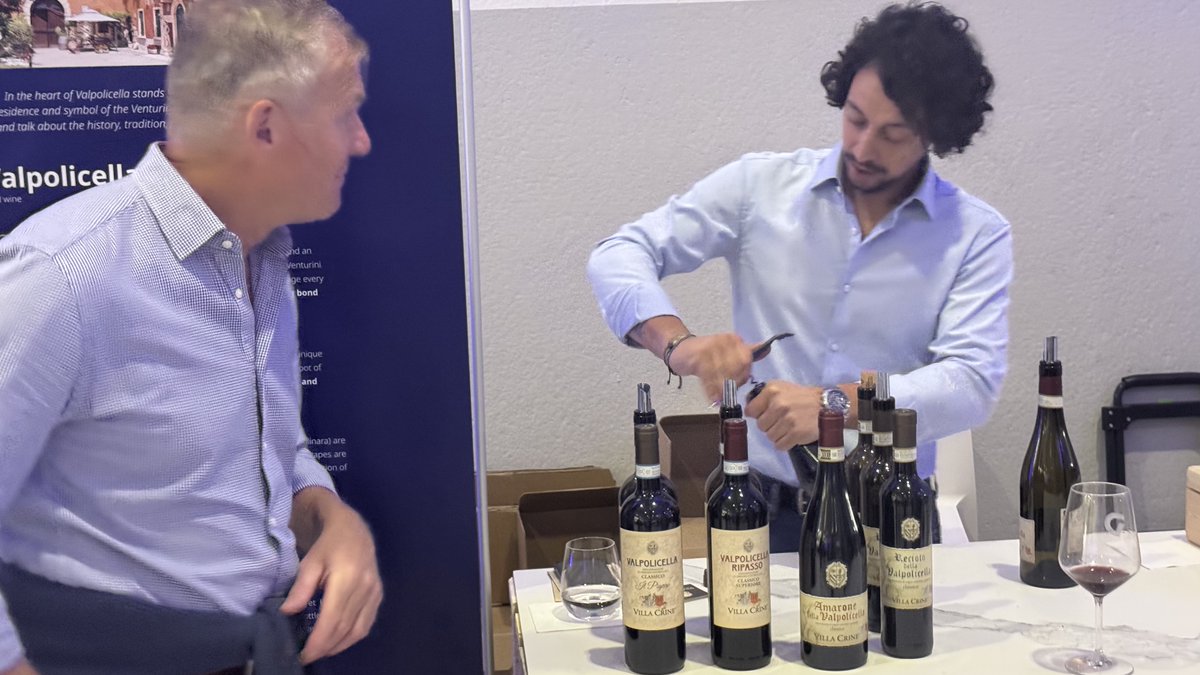 StoneWrld's tweet photo. We were grateful to Donatoni Macchine for inviting us to celebrate with them during Marmomac 2025. They certainly know how to host a memorable experience -- complete with lively music, wine tasting and delicious food! #Marmomac2025 #Donatoni #customerappreciation #machinery https://t.co/PVJqbvpyZw