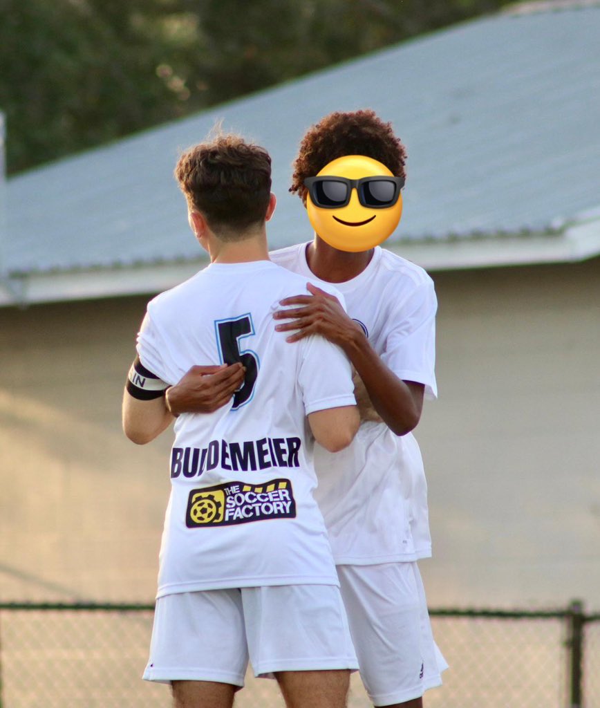 jocomps's tweet image. september 🚮🚮