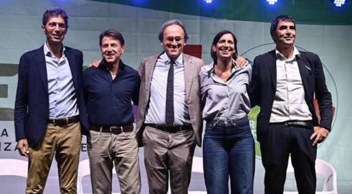 erChiaramonte's tweet image. nel campo largo ci cagano le vacche