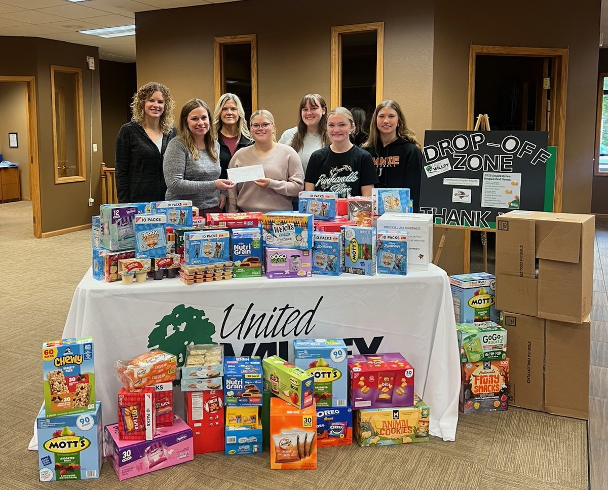 Cavalier's 4-H Junior Leaders came up big with an awesome donation to our school snack drive! There's still time to drop off donations at your local United Valley Bank - snack drive ends tomorrow (9/30).