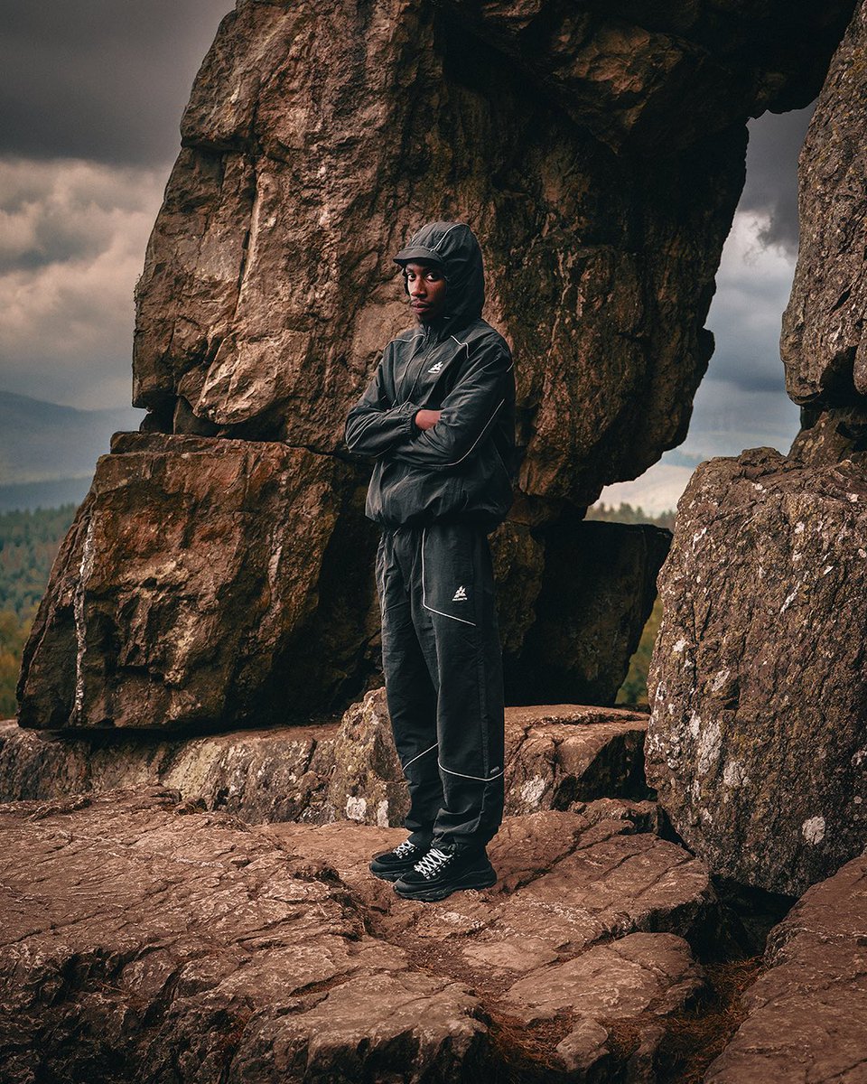 FLOWER INSTINCTS tweet media