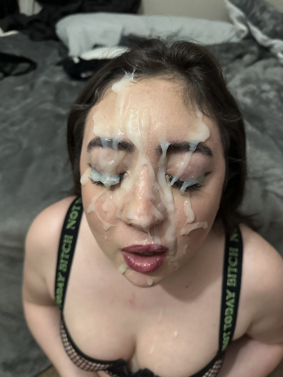 CumOnHeather's tweet photo. RT if u like big cumshots 💦 https://t.co/MDRrTzSZd4