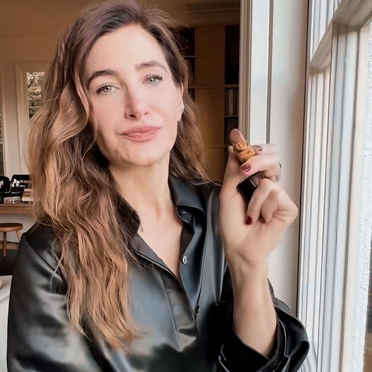 Ninguém nunca vai conseguir me convencer que essa mulher é feia