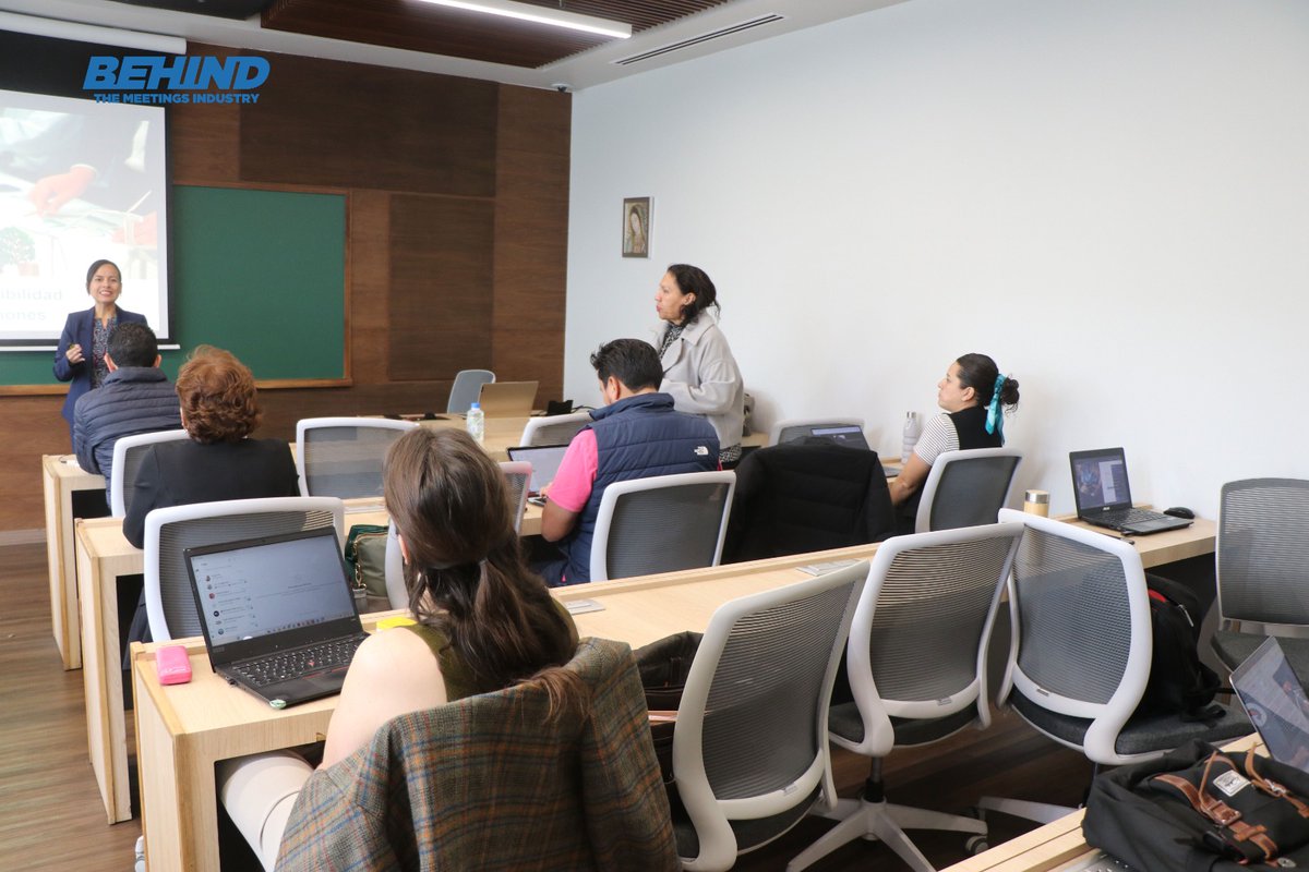 ¡Estamos en la certificación CO Expo de AMPROFEC! 📚 Hoy aprendemos sobre sustentabilidad en exposiciones, un nuevo módulo que impulsa eventos más responsables y conscientes con el planeta. 🌎💡 #COExpo #AMPROFEC #Sustentabilidad #ExposicionesVerdes <a href="/AmprofecAC/">AMPROFEC AC</a>