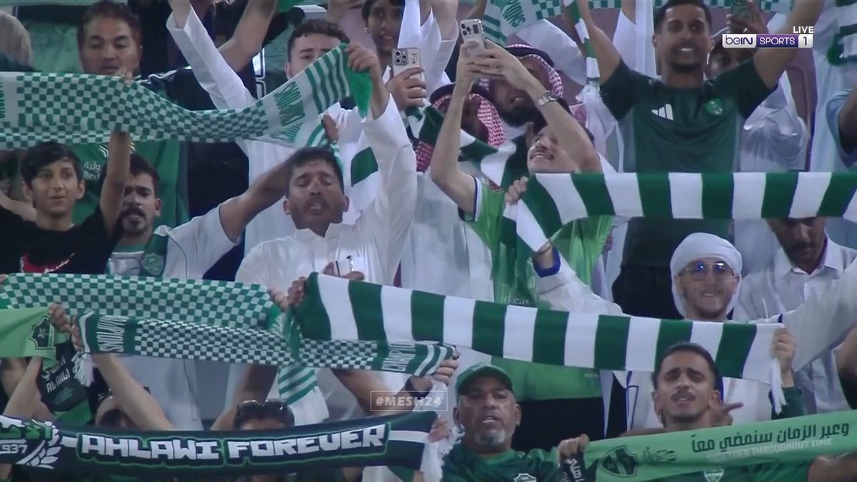 iMeshari24's tweet image. بكل مكان 💚
@ScarfBoxStore