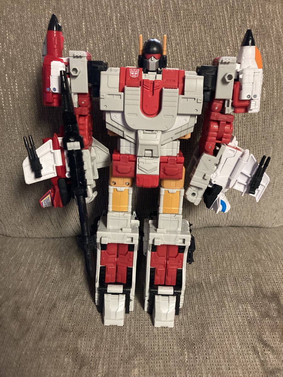 DinobotSnarl's tweet image. #Autobots #AerialbotSuperion #DinobotSwoop #AutobotJetfire #AutobotSkyfire #Transformers