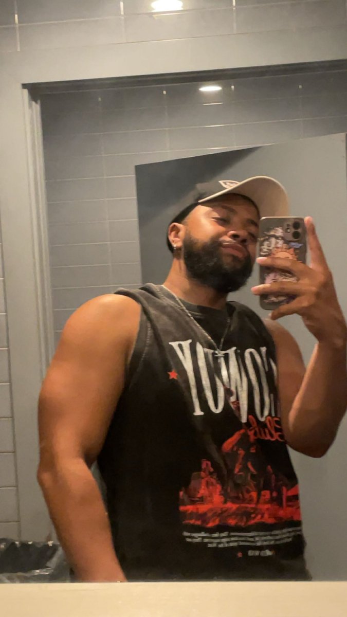 Honestly the arms were coming out to play the other day!!