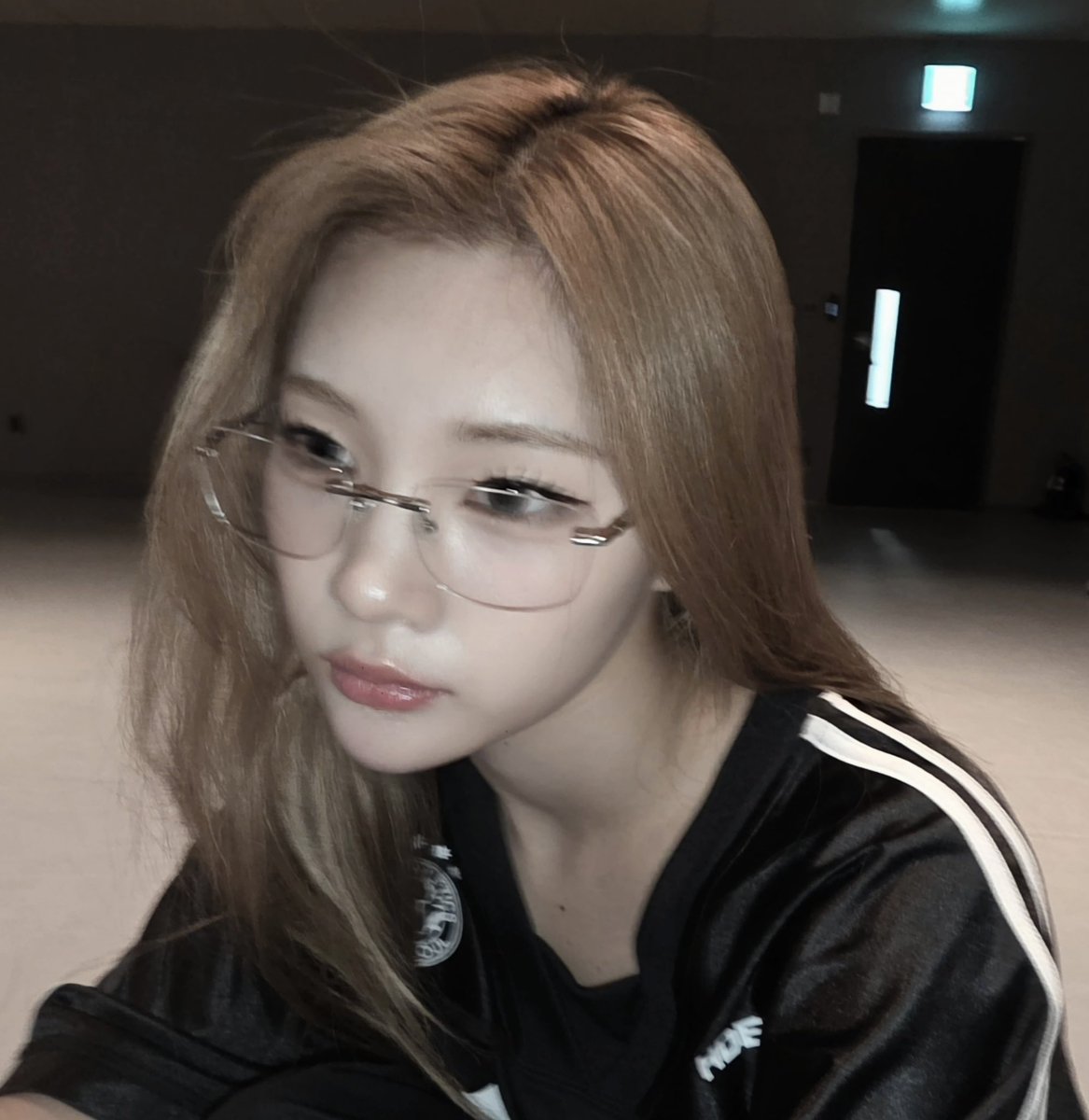 MJ12U's tweet photo. Vintage ver. J □-□🌹 https://t.co/hrEUiK9dvM
